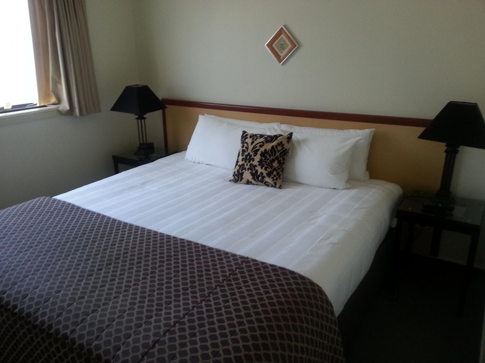Stay 280 & Stay 284 Rotorua - Refurbished Modern Accommodation מראה חיצוני תמונה
