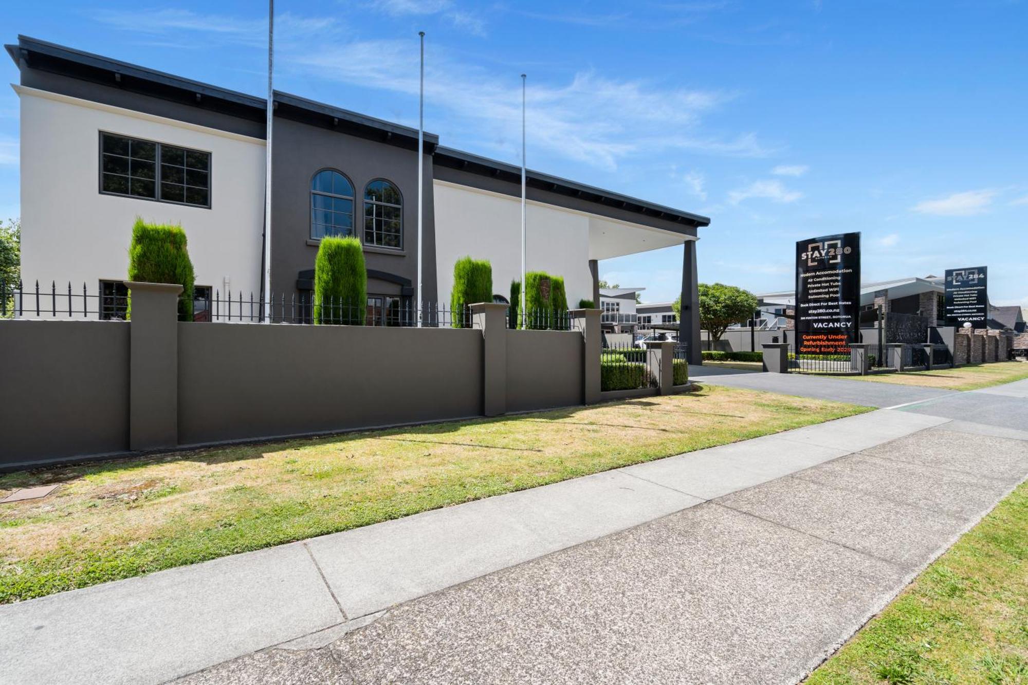 Stay 280 & Stay 284 Rotorua - Refurbished Modern Accommodation מראה חיצוני תמונה