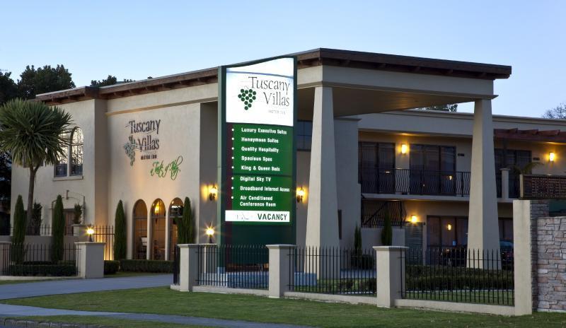 Stay 280 & Stay 284 Rotorua - Refurbished Modern Accommodation מראה חיצוני תמונה