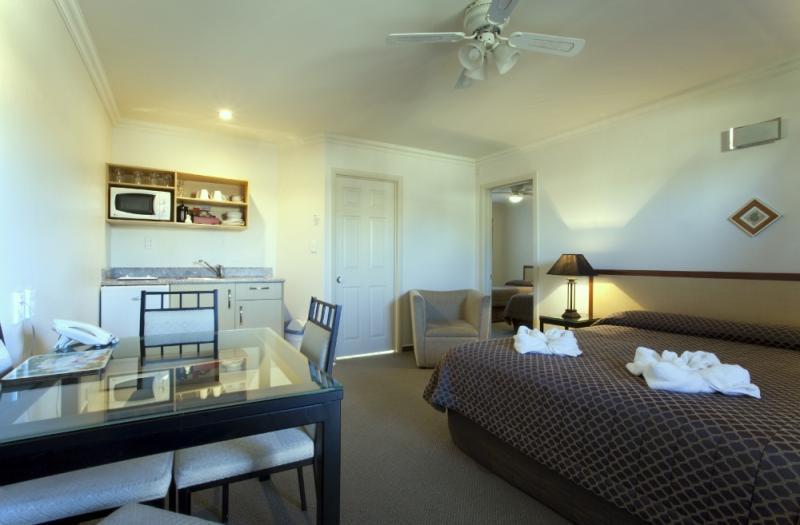 Stay 280 & Stay 284 Rotorua - Refurbished Modern Accommodation מראה חיצוני תמונה