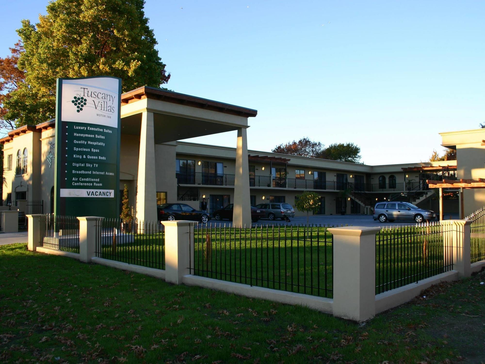 Stay 280 & Stay 284 Rotorua - Refurbished Modern Accommodation מראה חיצוני תמונה