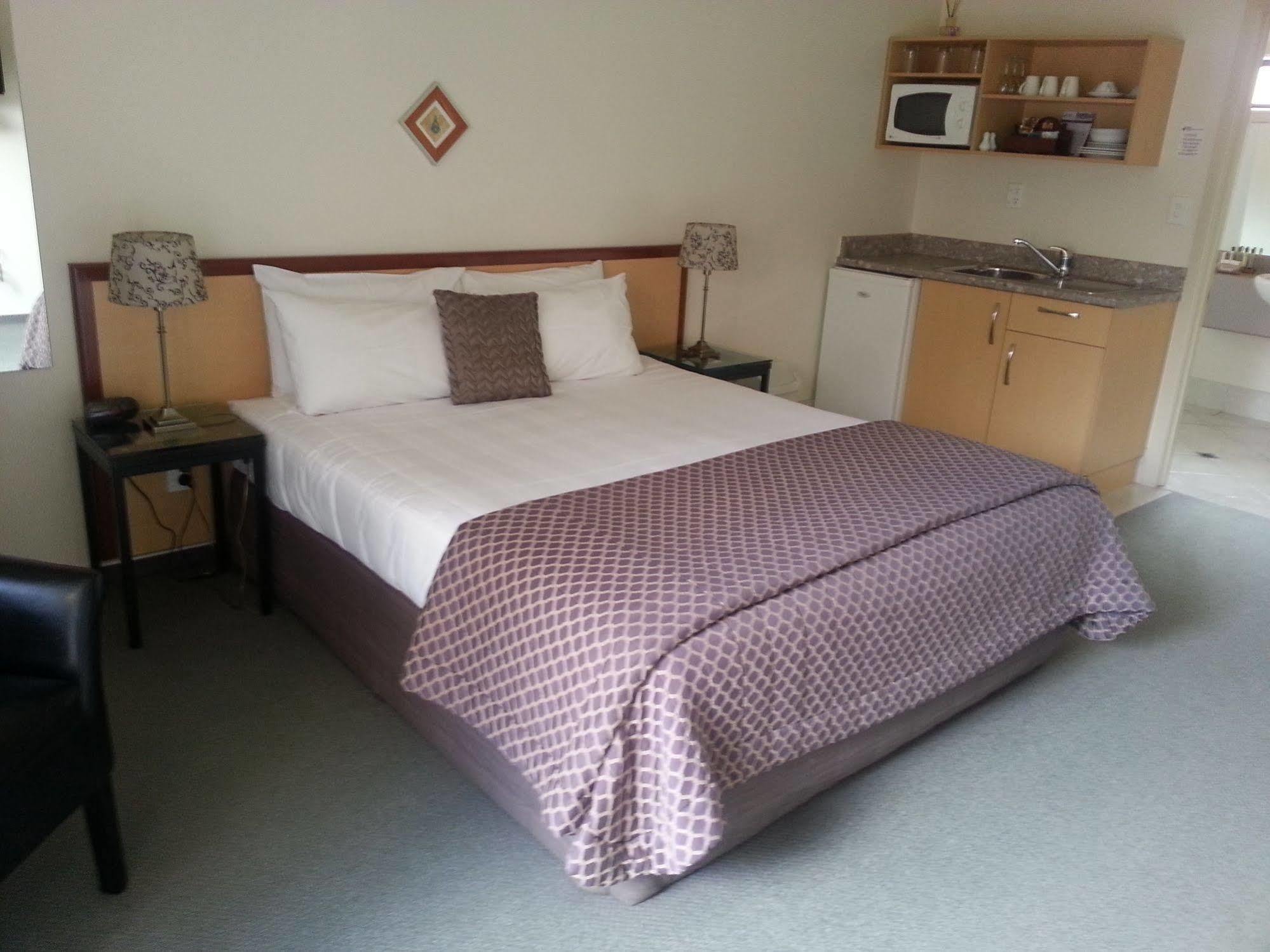 Stay 280 & Stay 284 Rotorua - Refurbished Modern Accommodation מראה חיצוני תמונה